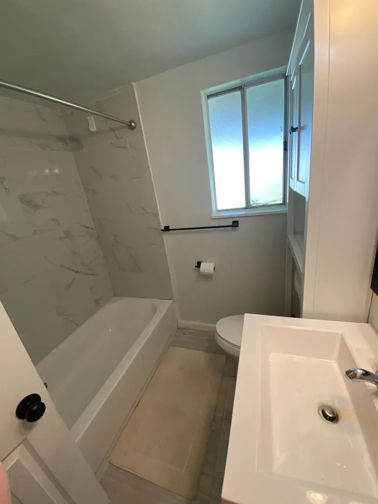 13208 S Marsh Avenue Caruthers CA 93609