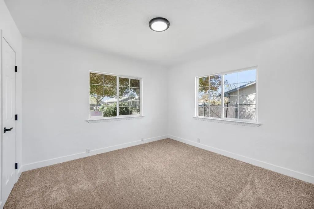 13588 S Quince Avenue Caruthers CA 93609