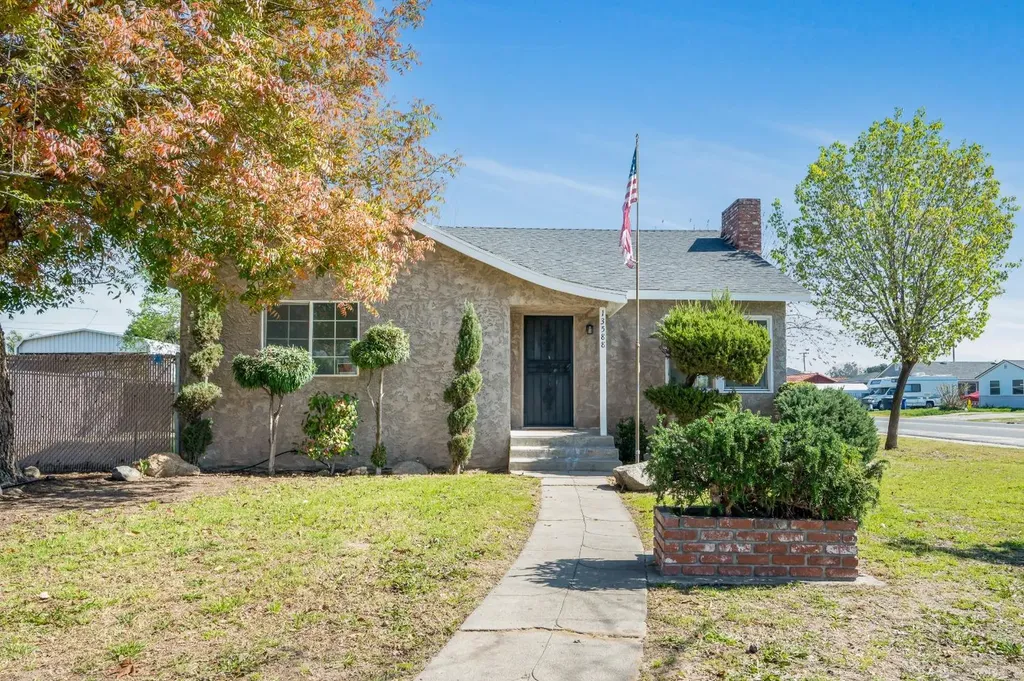 13588 S Quince Avenue Caruthers CA 93609