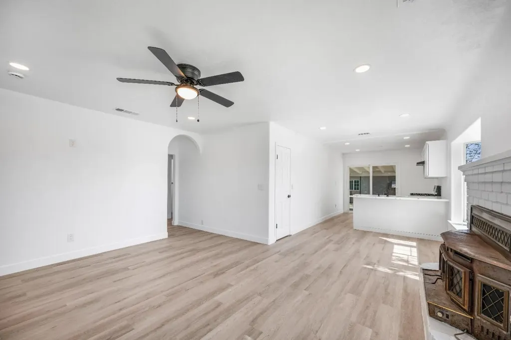 13588 S Quince Avenue Caruthers CA 93609