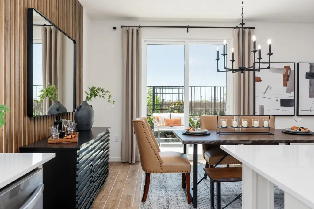 1625 Bloom Avenue Clovis CA 93619