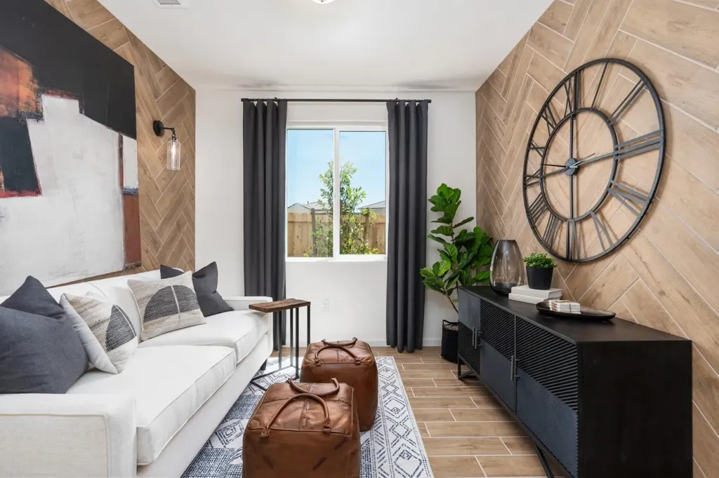 1625 Bloom Avenue Clovis CA 93619