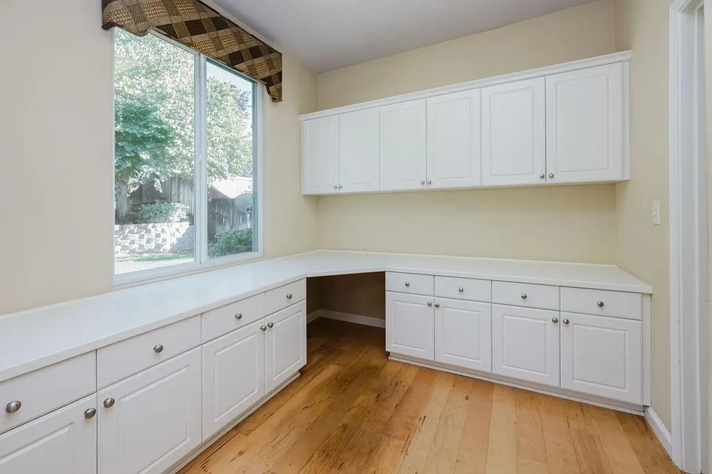 4672 N Emerald Peak Drive Clovis CA 93619