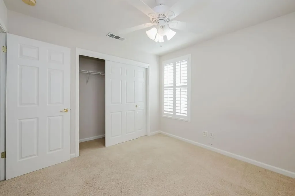 4672 N Emerald Peak Drive Clovis CA 93619