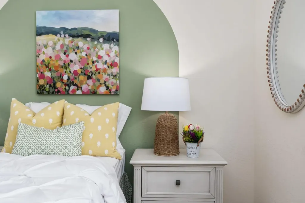 1704 Bloom Avenue Clovis CA 93619