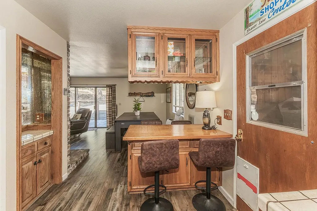 41823 Corlew Lane Auberry CA 93602