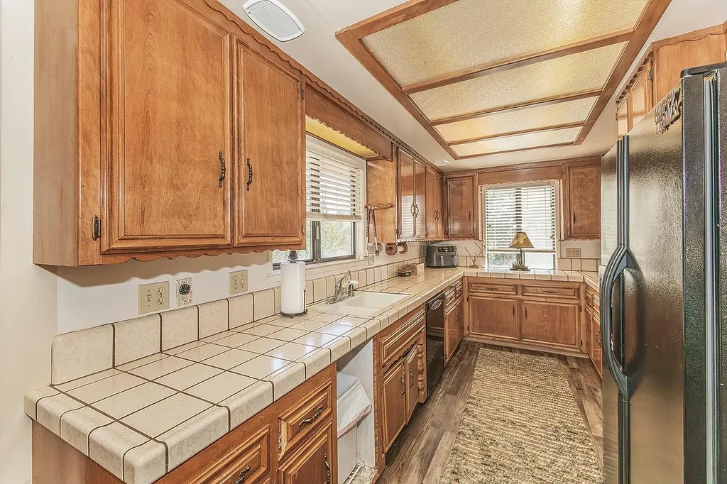 41823 Corlew Lane Auberry CA 93602