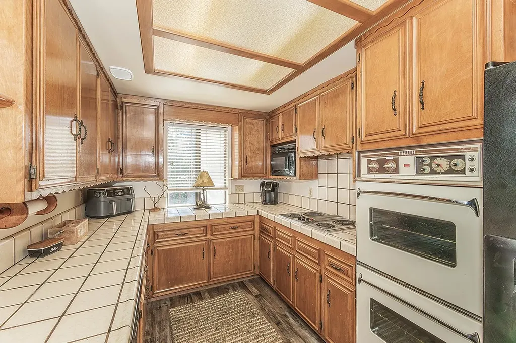 41823 Corlew Lane Auberry CA 93602