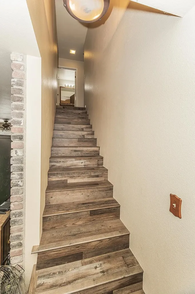 41823 Corlew Lane Auberry CA 93602