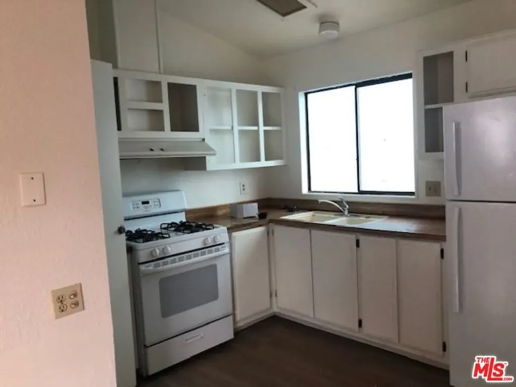 355 Center Street Oakland CA 94607