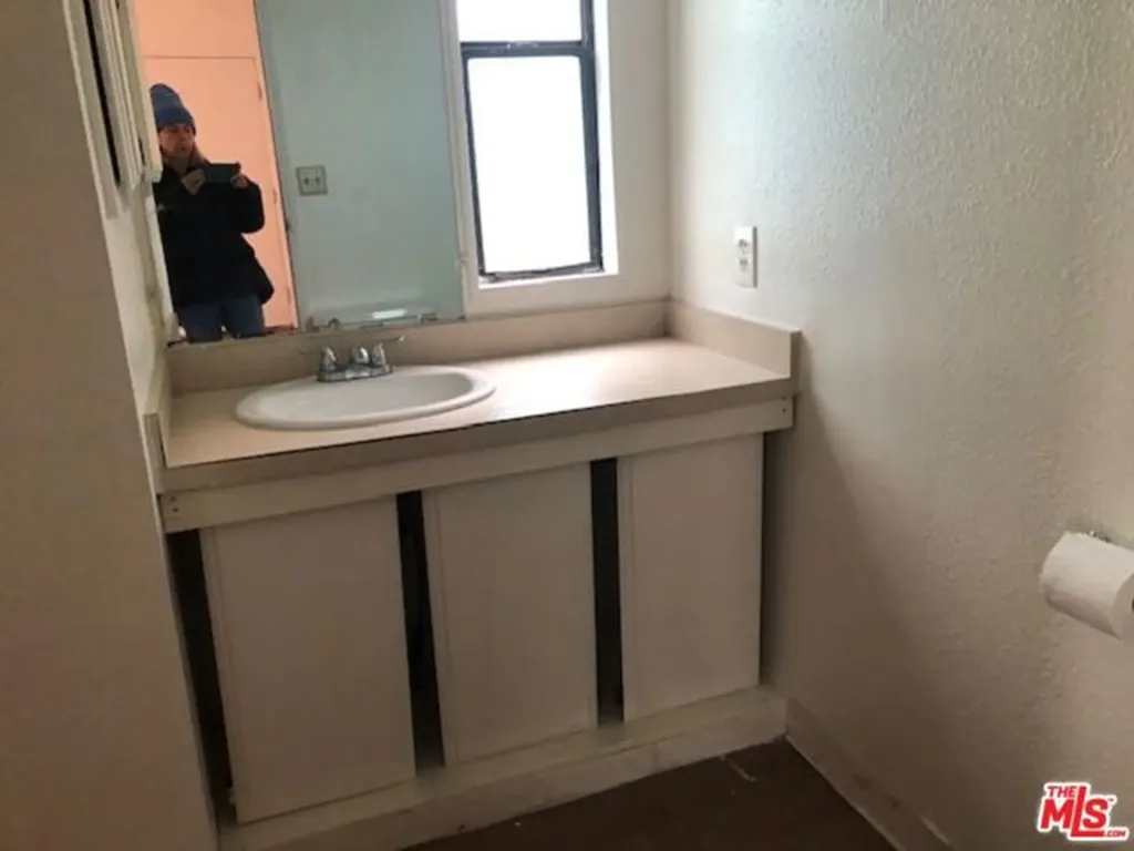 355 Center Street Oakland CA 94607