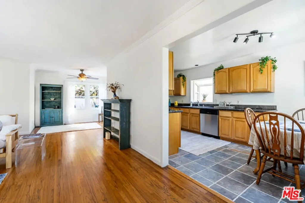 8041 Greenly Drive Oakland CA 94605