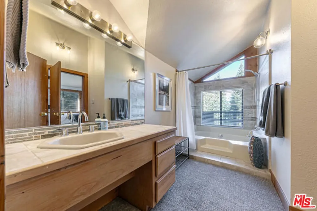 11504 Skislope Way Truckee CA 96161