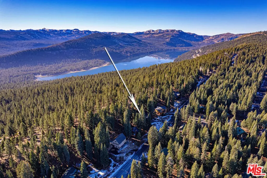 11504 Skislope Way Truckee CA 96161