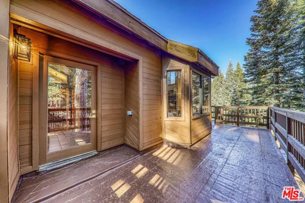 11504 Skislope Way Truckee CA 96161