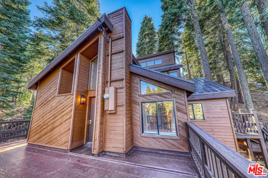 11504 Skislope Way Truckee CA 96161