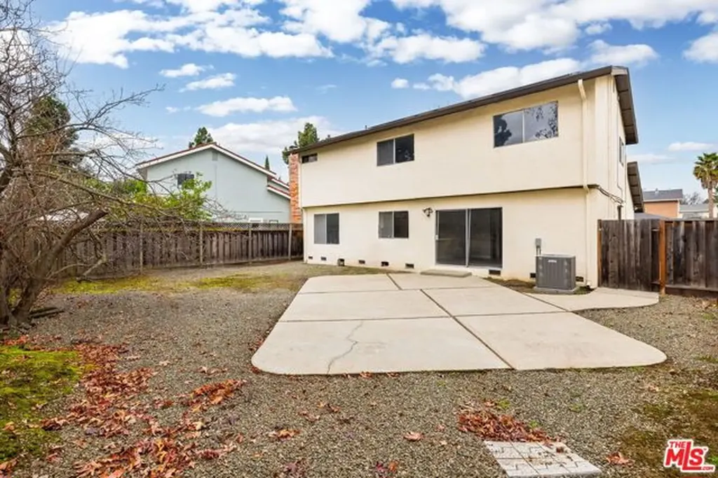 36957 Reynolds Drive Fremont CA 94536