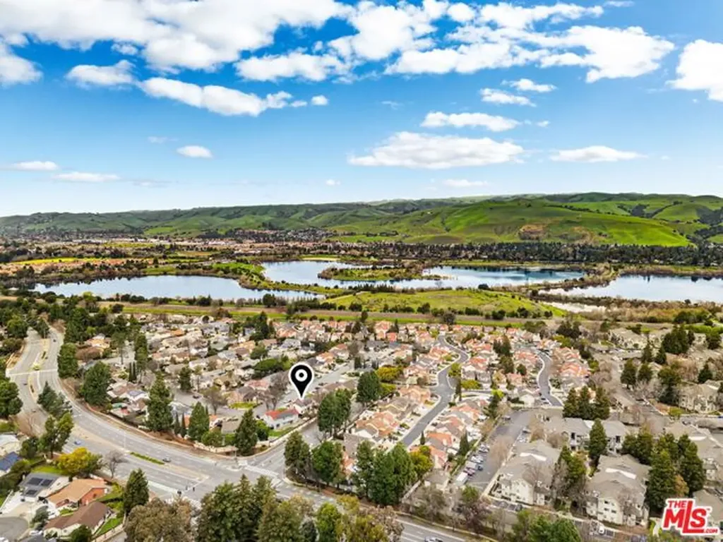 36957 Reynolds Drive Fremont CA 94536