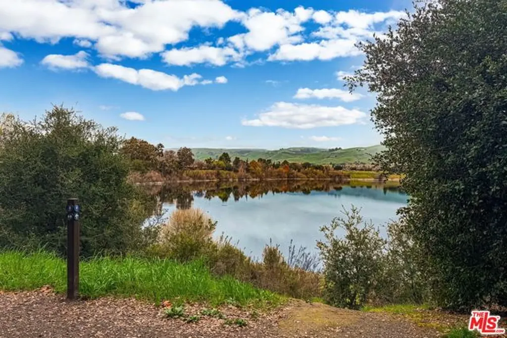 36957 Reynolds Drive Fremont CA 94536