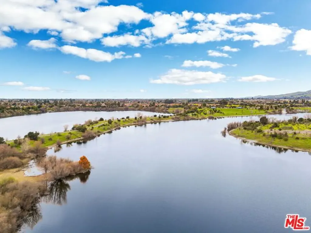 36957 Reynolds Drive Fremont CA 94536