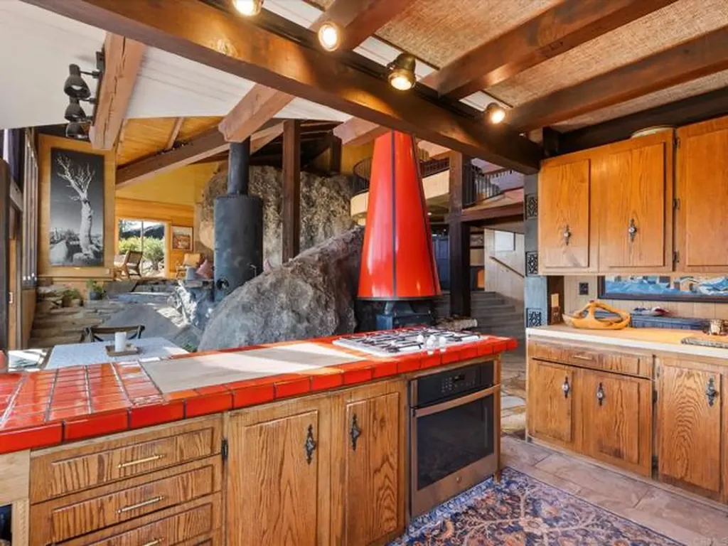1082 Mountain Canary Drive South Lake Tahoe CA 96150
