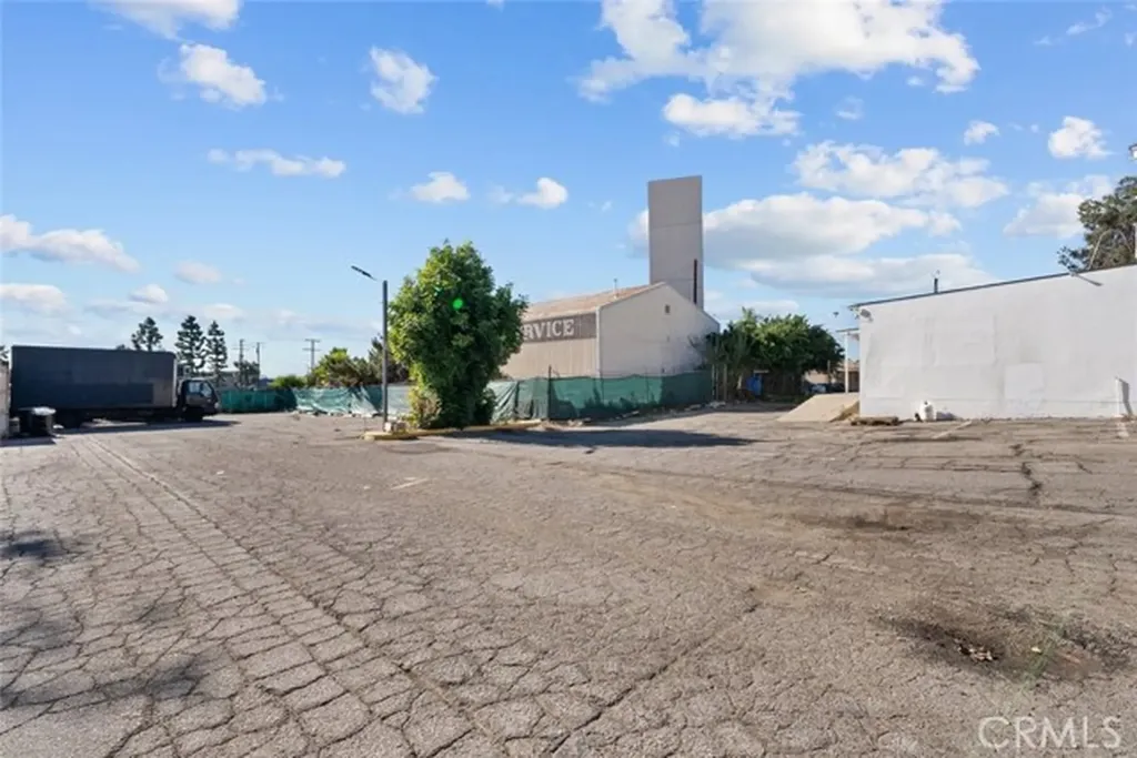 4771 Holt Montclair CA 91763
