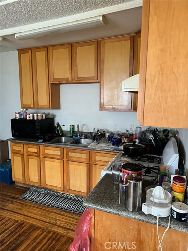 2123 High Oakland CA 94601