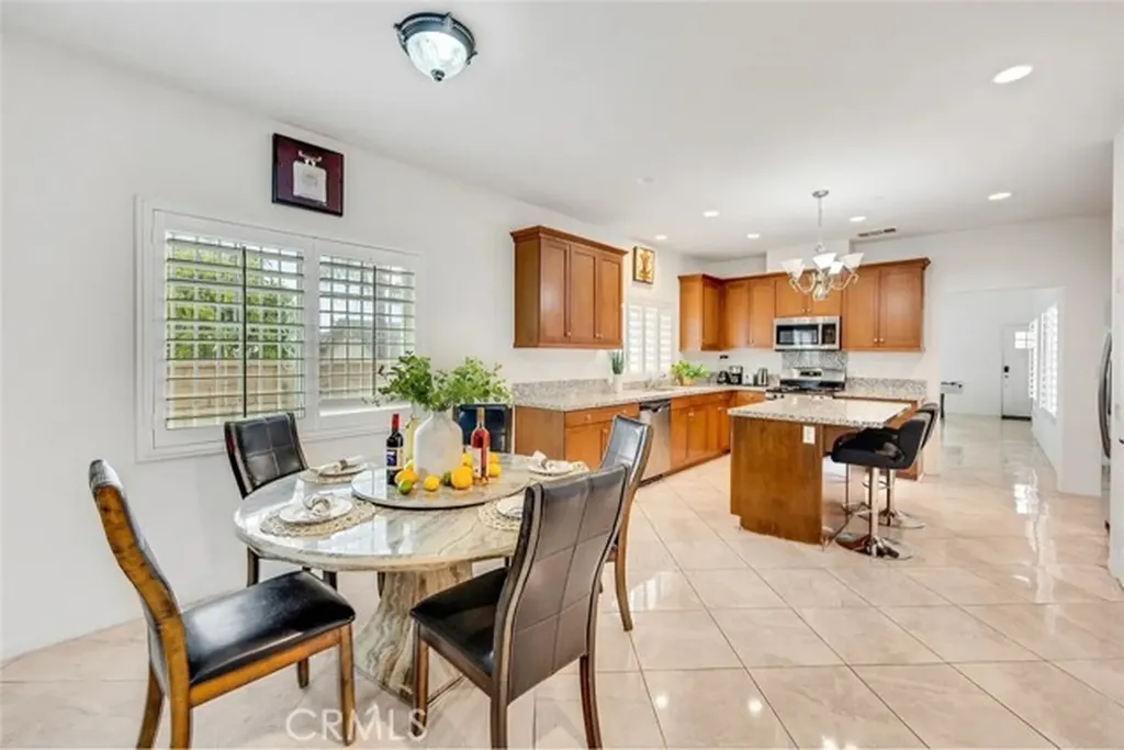 10995 Coalinga Avenue Montclair CA 91763