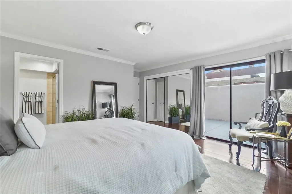 10978 Buckingham Way Montclair CA 91763