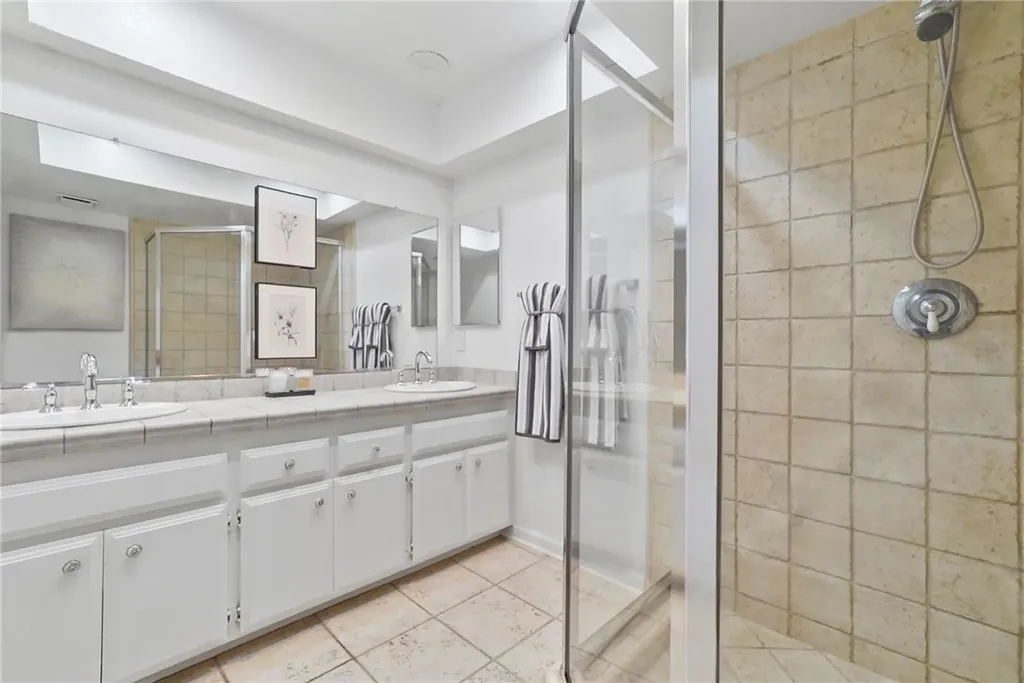 10978 Buckingham Way Montclair CA 91763