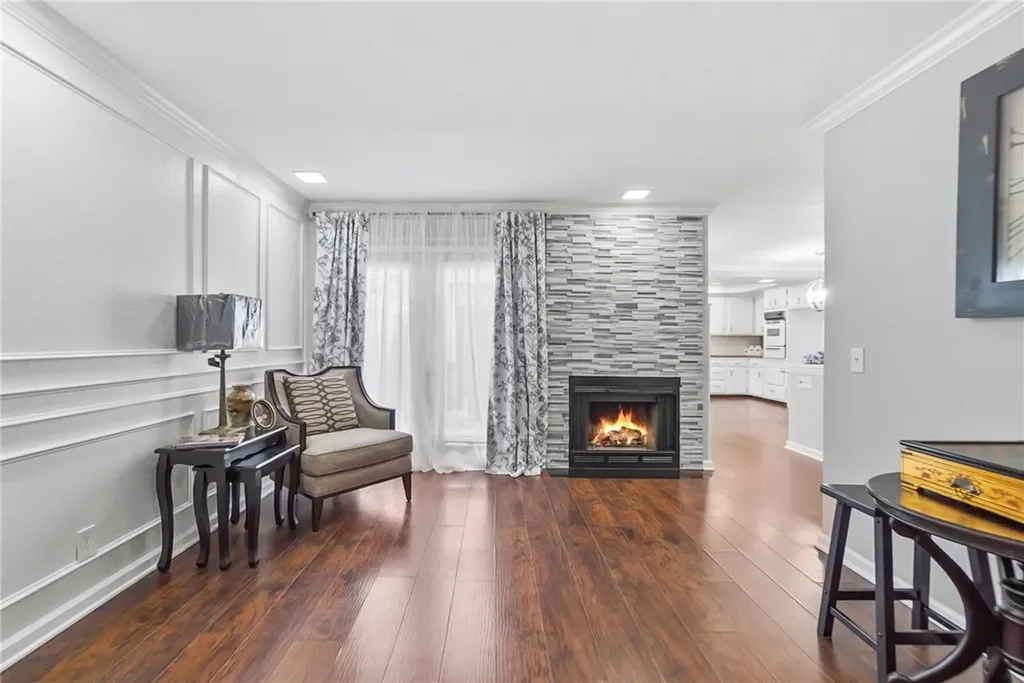 10978 Buckingham Way Montclair CA 91763