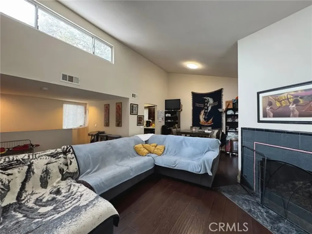 9382 Shadowood Drive Montclair CA 91763