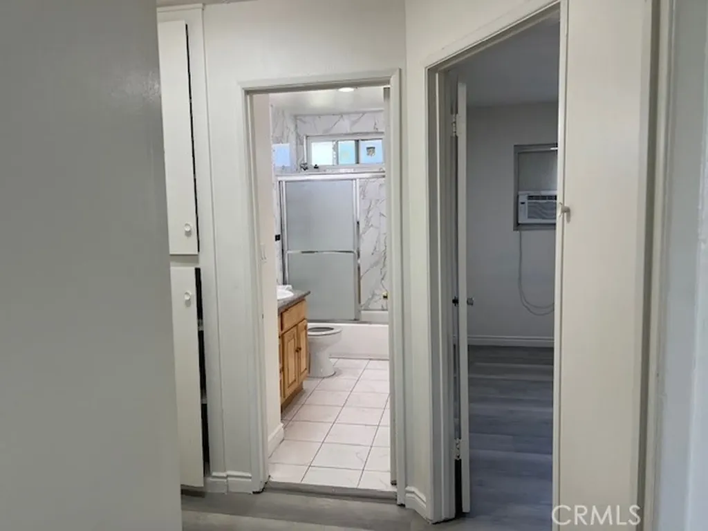 4594 Bandera Montclair CA 91763