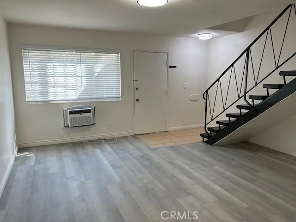 4594 Bandera Montclair CA 91763