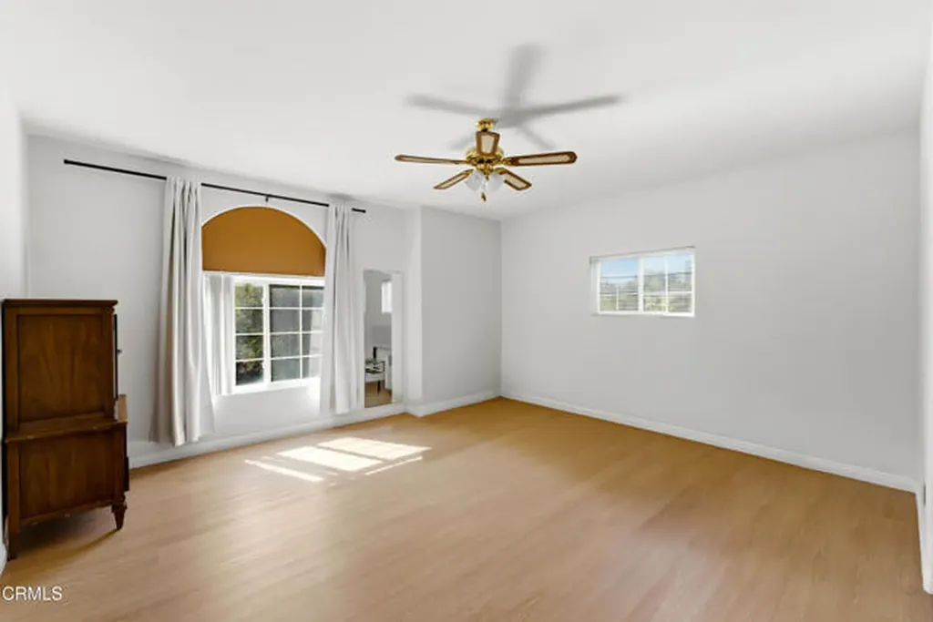 15811 Calle El Capitan Green Valley CA 91390