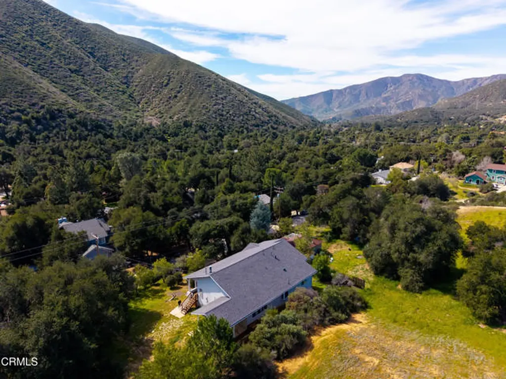 15811 Calle El Capitan Green Valley CA 91390