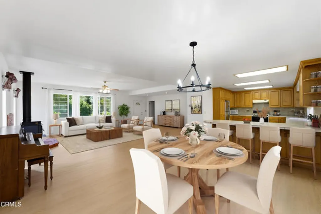 15811 Calle El Capitan Green Valley CA 91390