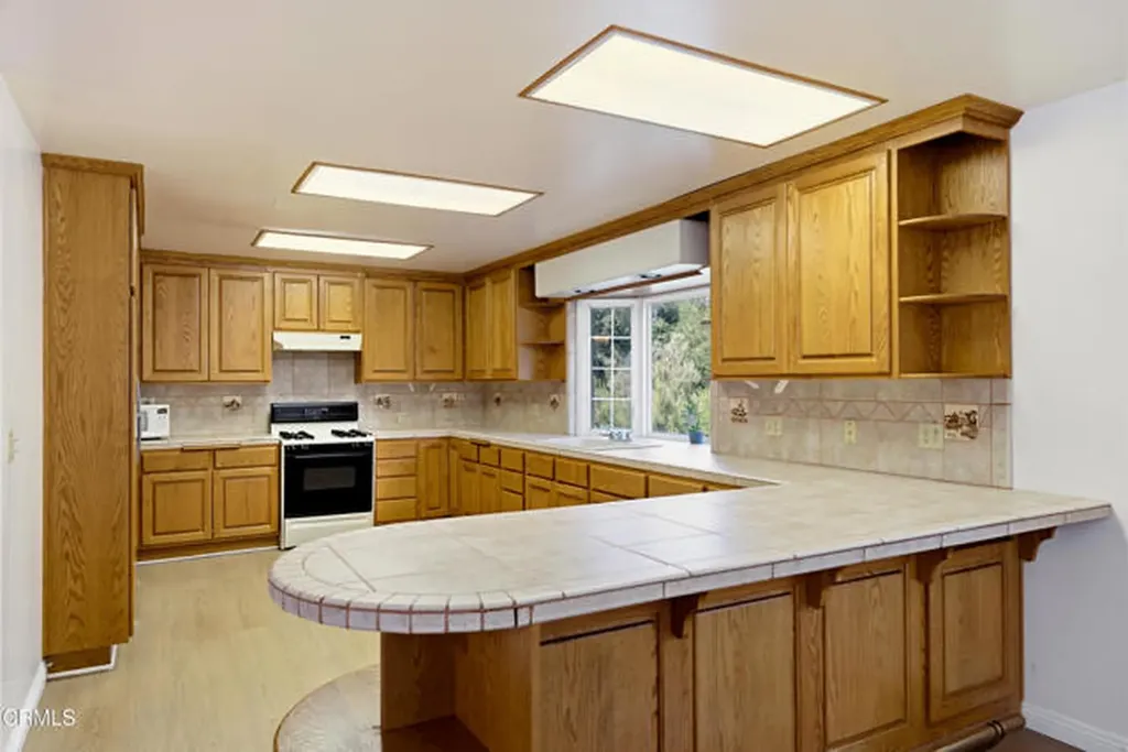 15811 Calle El Capitan Green Valley CA 91390