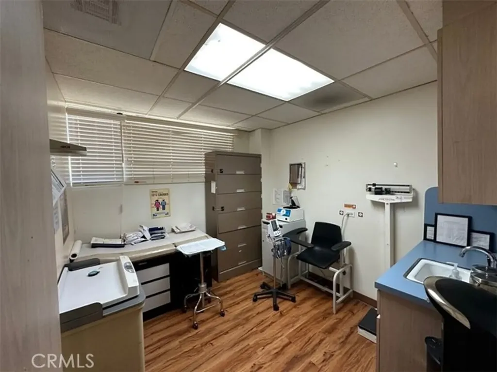 4950 San Bernardino Street Montclair CA 91763