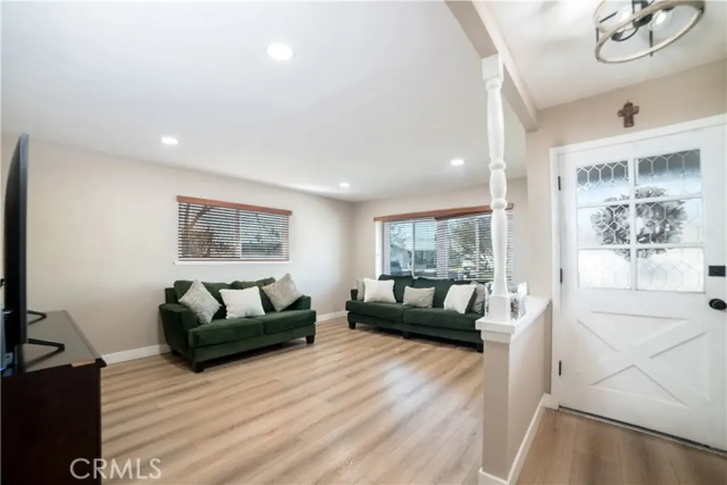 5555 Caroline Street Montclair CA 91763