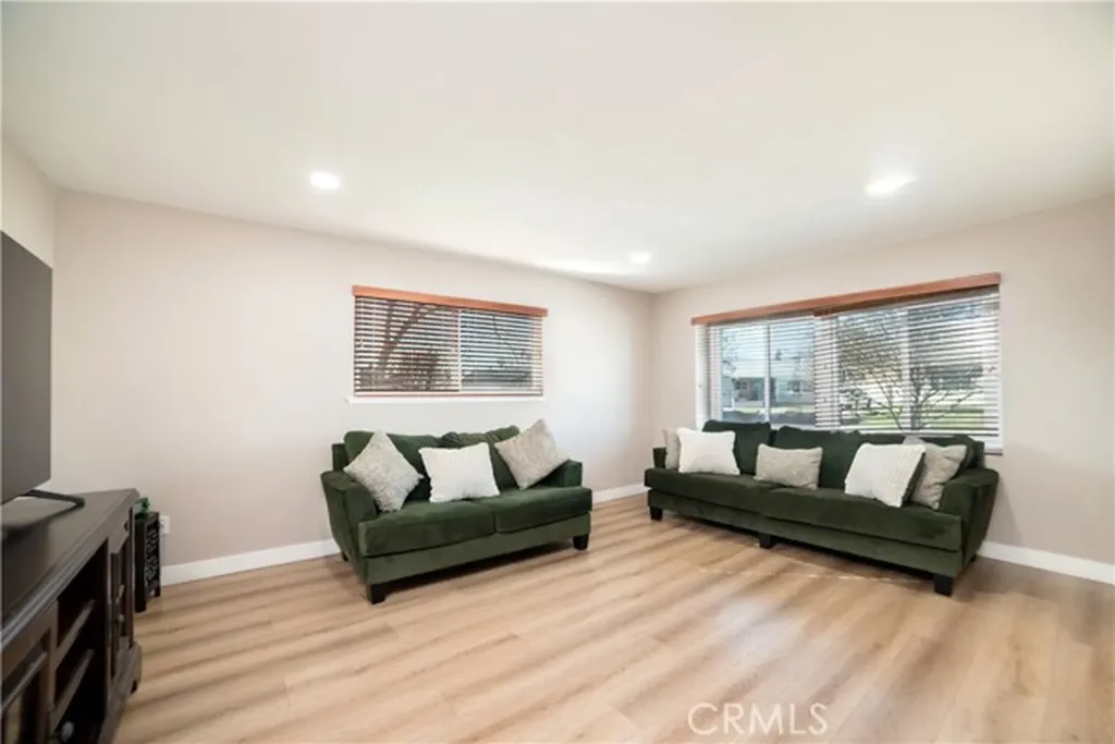 5555 Caroline Street Montclair CA 91763