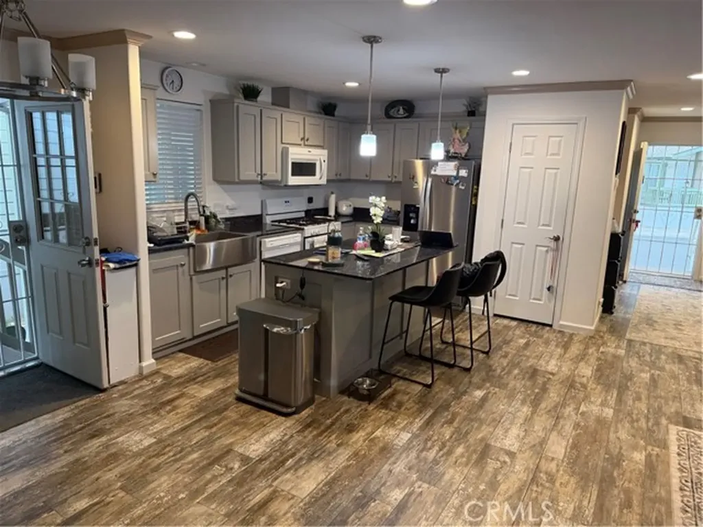 1200 Winton Hayward CA 94545