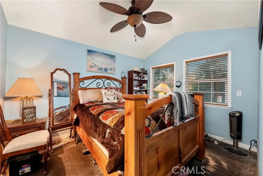 39100 Calle Essencial Green Valley CA 91390