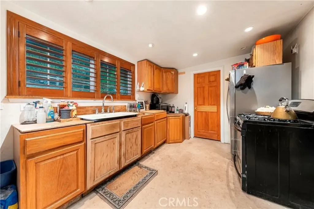 39100 Calle Essencial Green Valley CA 91390