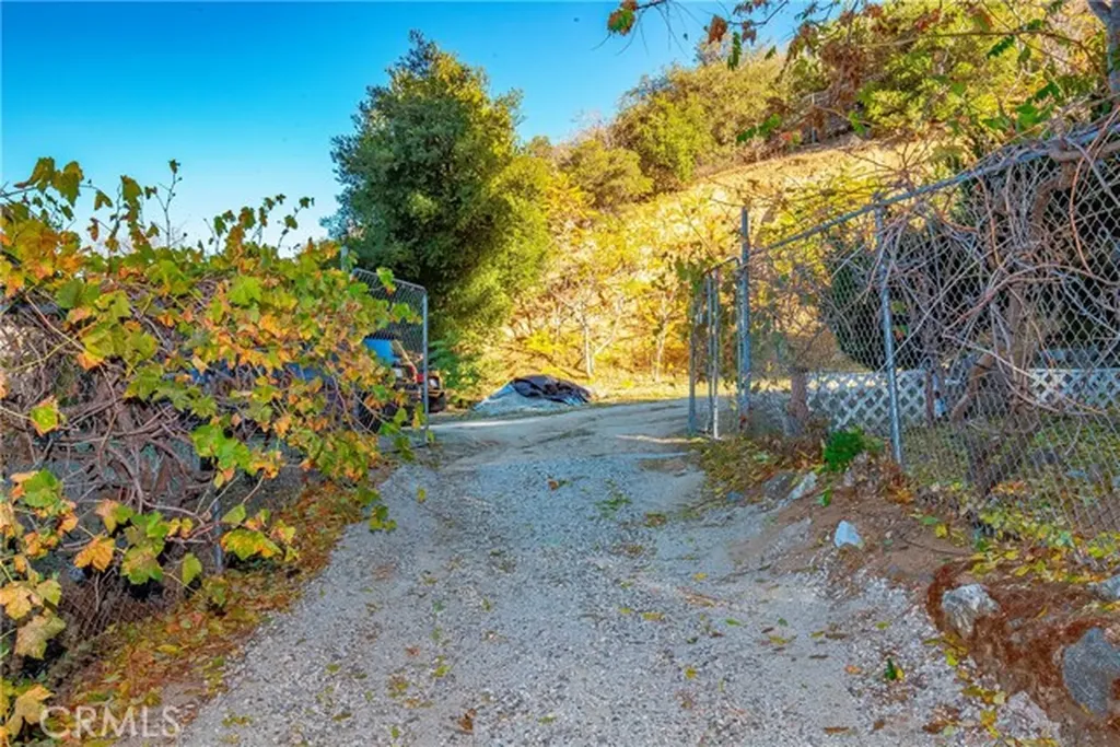 39100 Calle Essencial Green Valley CA 91390