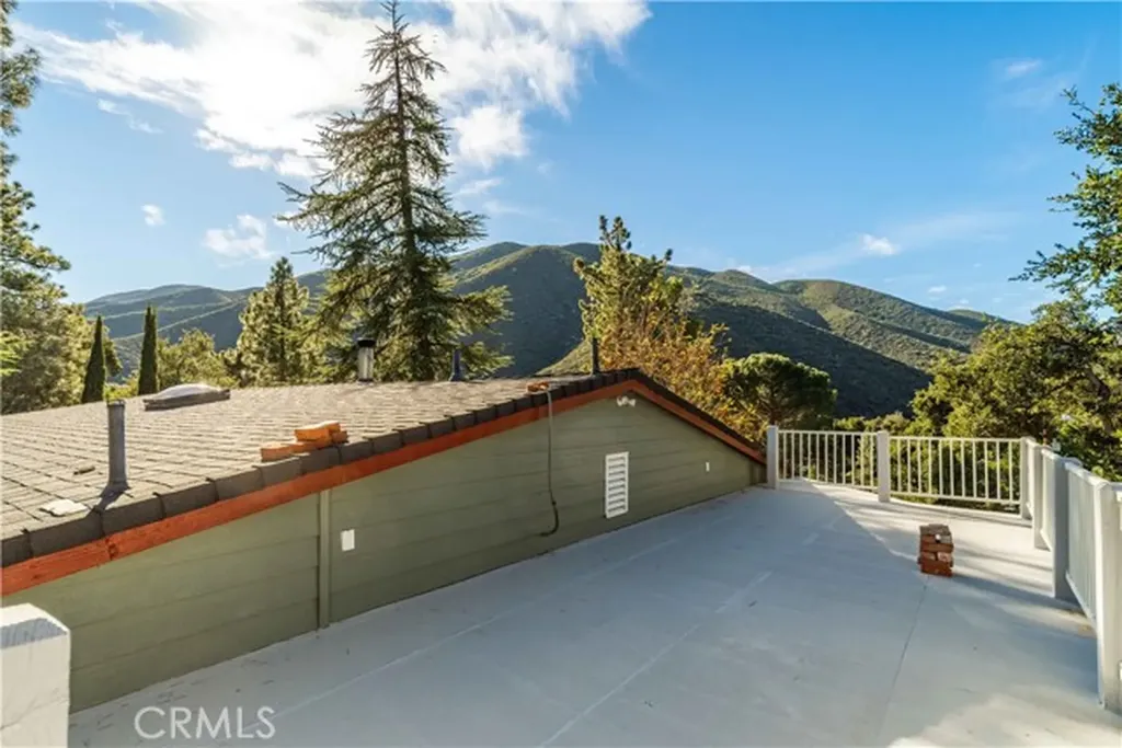 16029 Calle Hermosa Green Valley CA 91390