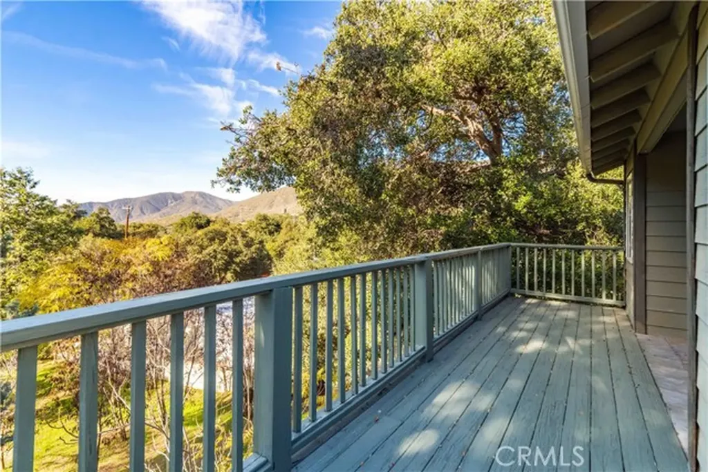 16029 Calle Hermosa Green Valley CA 91390