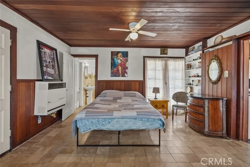 39813 Calle Carona Green Valley CA 91390