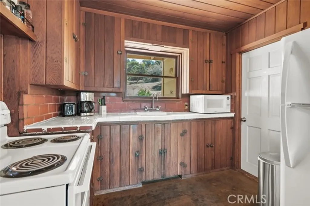 39813 Calle Carona Green Valley CA 91390