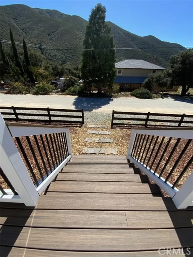 39421 Calle El Parado Green Valley CA 91390